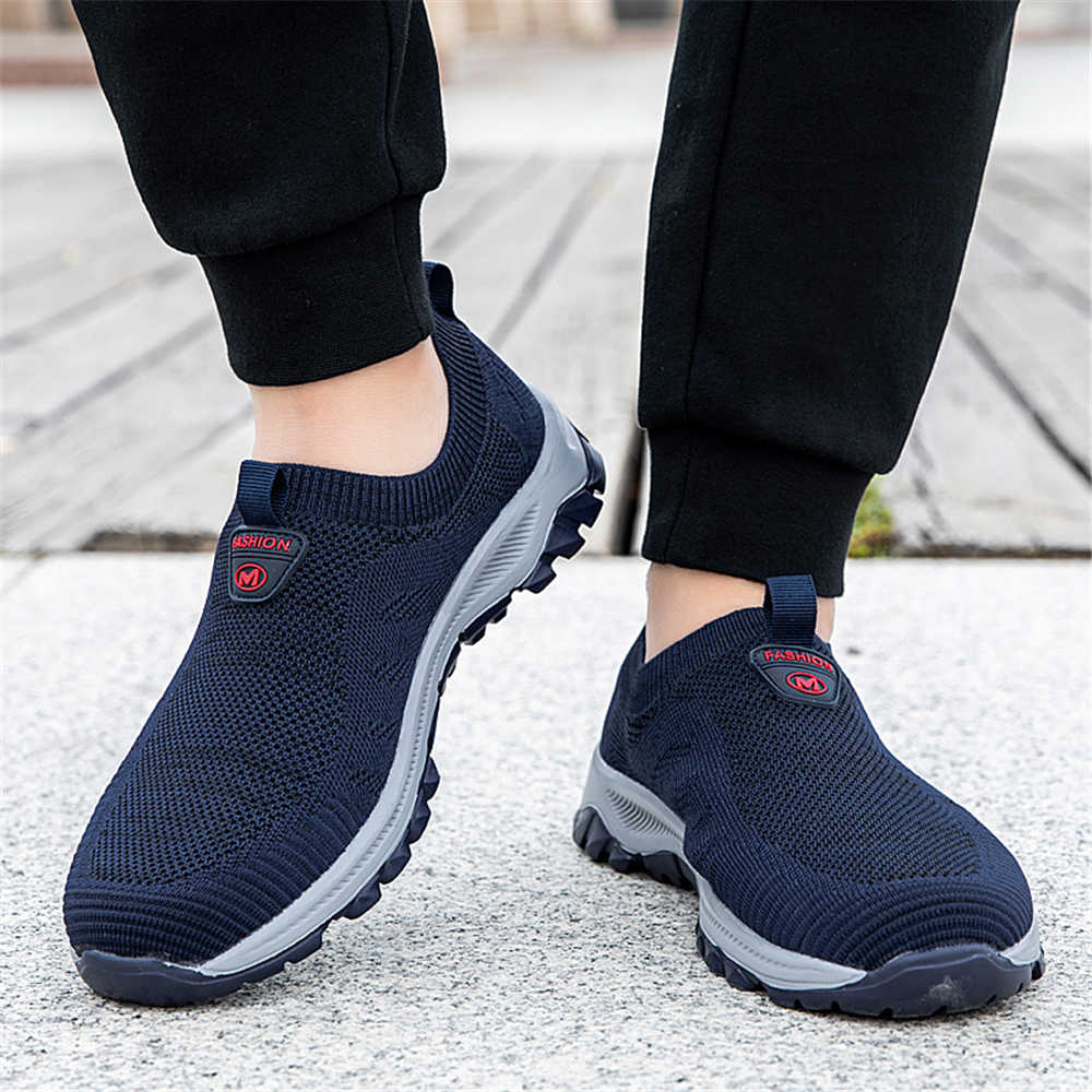 Sepatu Sneakers Pria Kasual Go - Sewing Industry ulasan dan harga
