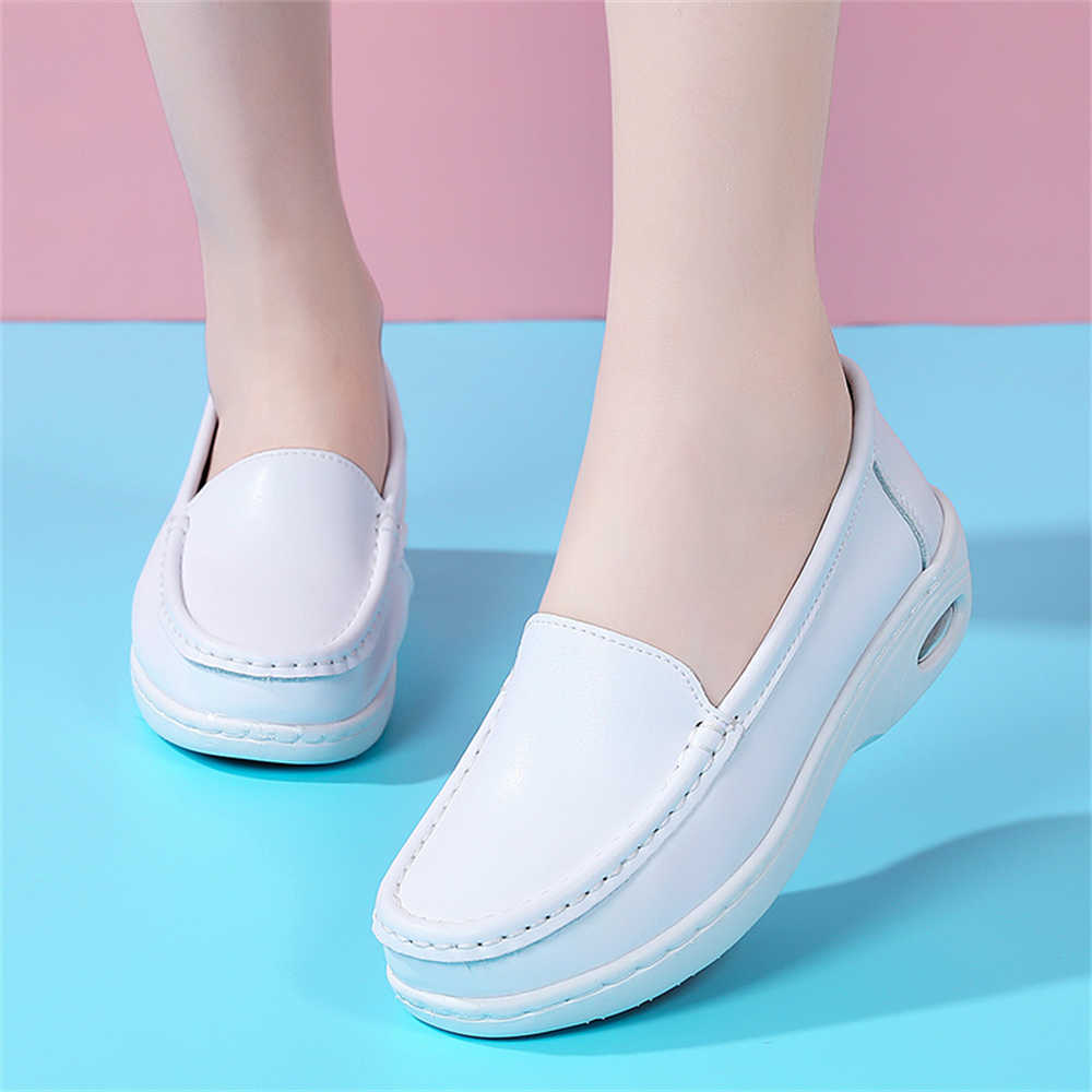 Sepatu Hak Sol Putih Chunky Se - Sewing Industry ulasan dan harga